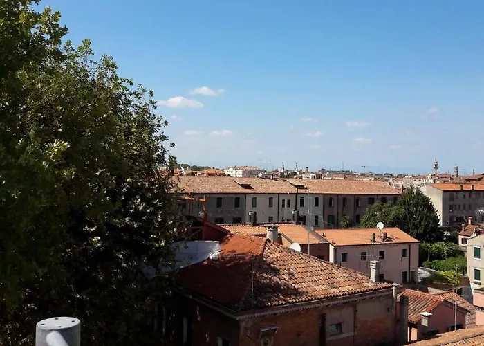 Romantic Loft In Lägenhet *