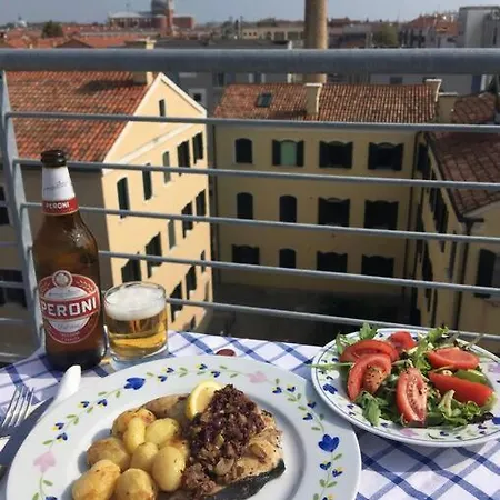 Romantic Loft In Apartment *